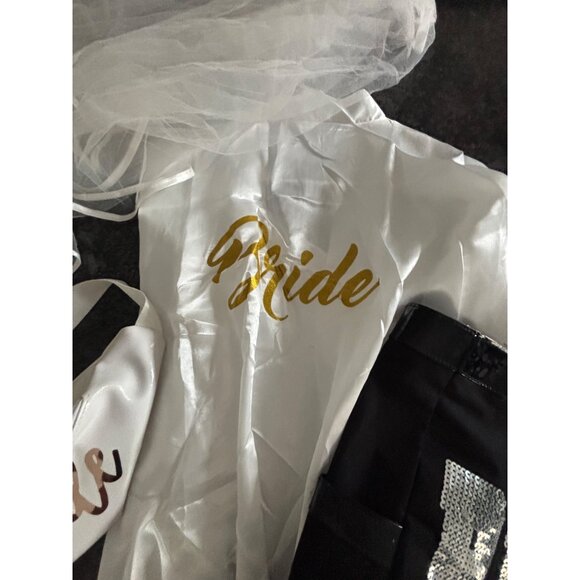 Bride Robe Veil Fanny Pack & Sequin Tote Bag Set Bachel0rette Party Wedding - Picture 9 of 16